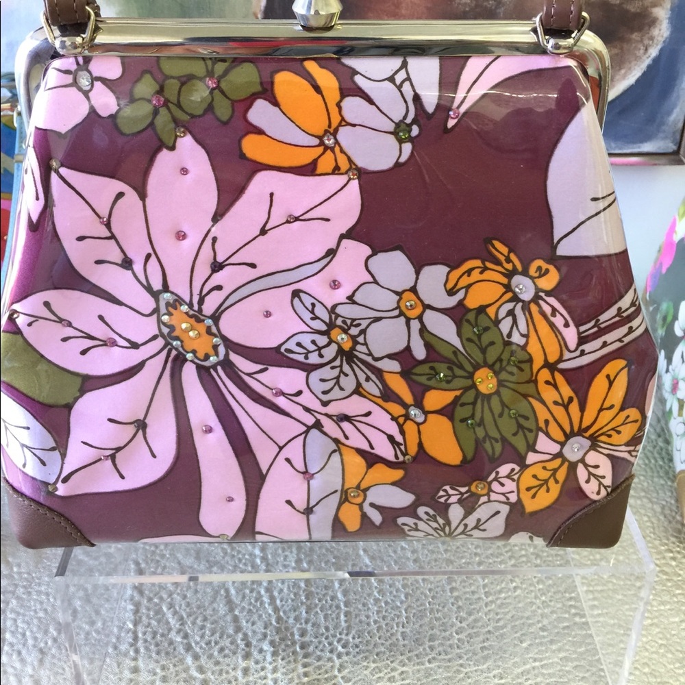 M.andonia handbag